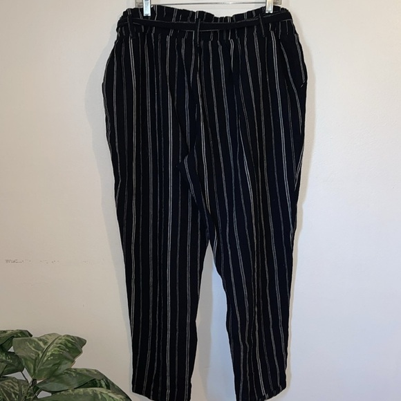 🎄MAURICES LINEN BLEND BELTED PANTS - Picture 4 of 6